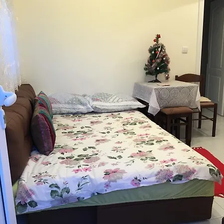 Vistanova Apartman *