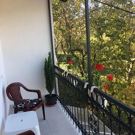 Vistanova Apartman *